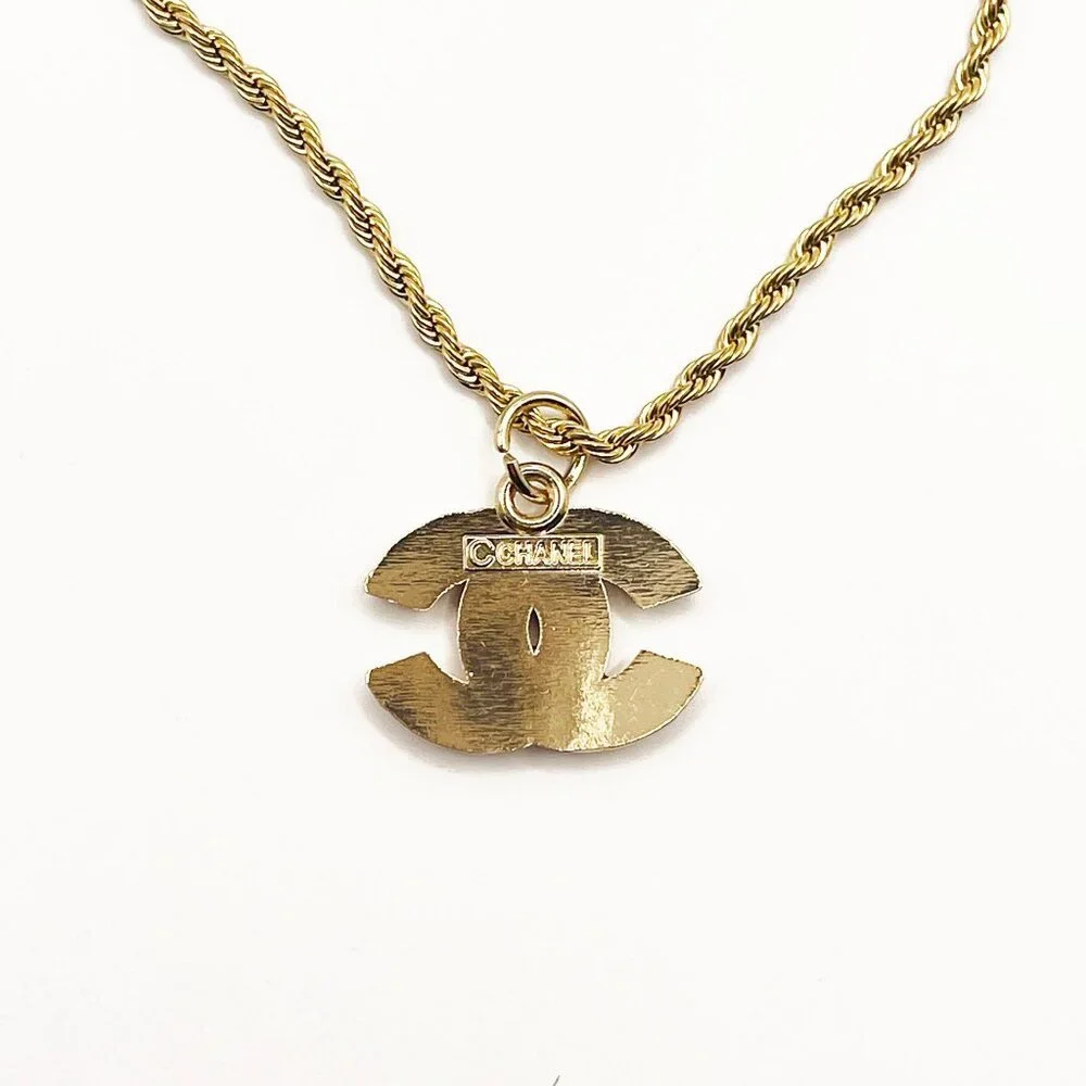 CHANEL CC Pink Rhinestone Charm Pendant on Necklace Gold Plated Chain - Picture 9 of 10